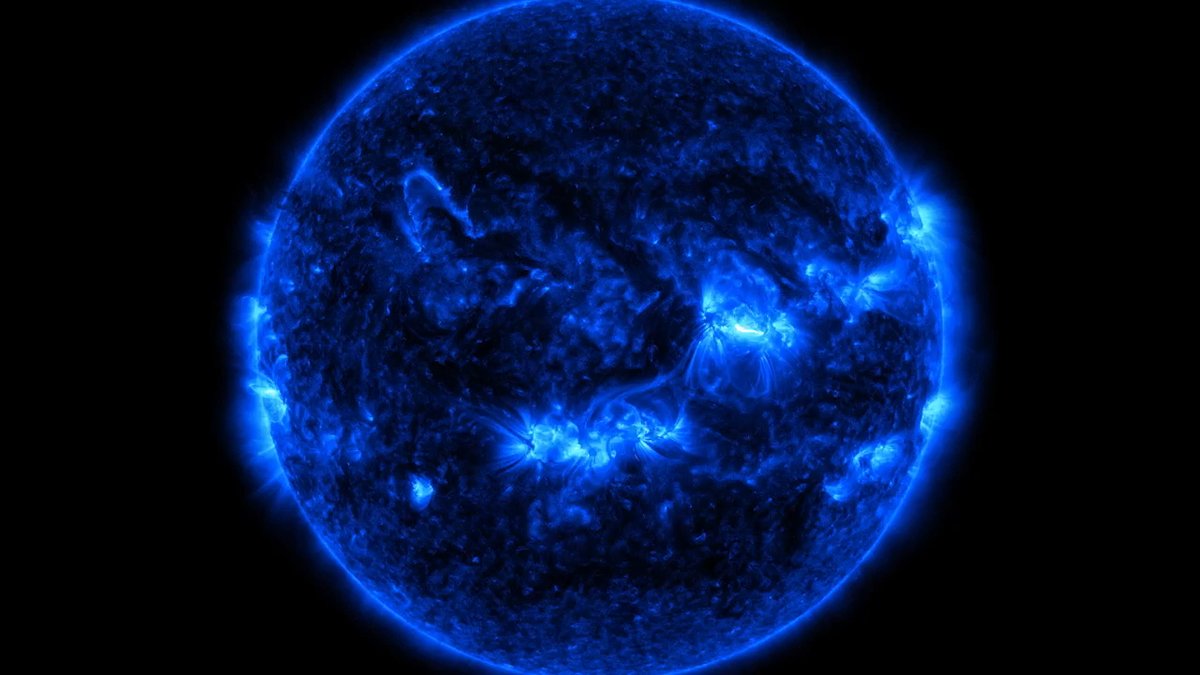 Satellites Projection Long 2022a 0015